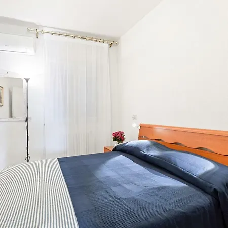 With Panoramic View *